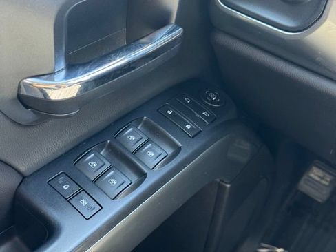 Used 2018 Chevrolet Silverado 1500 LT w/ All Star Edition AWD/4WD image 32