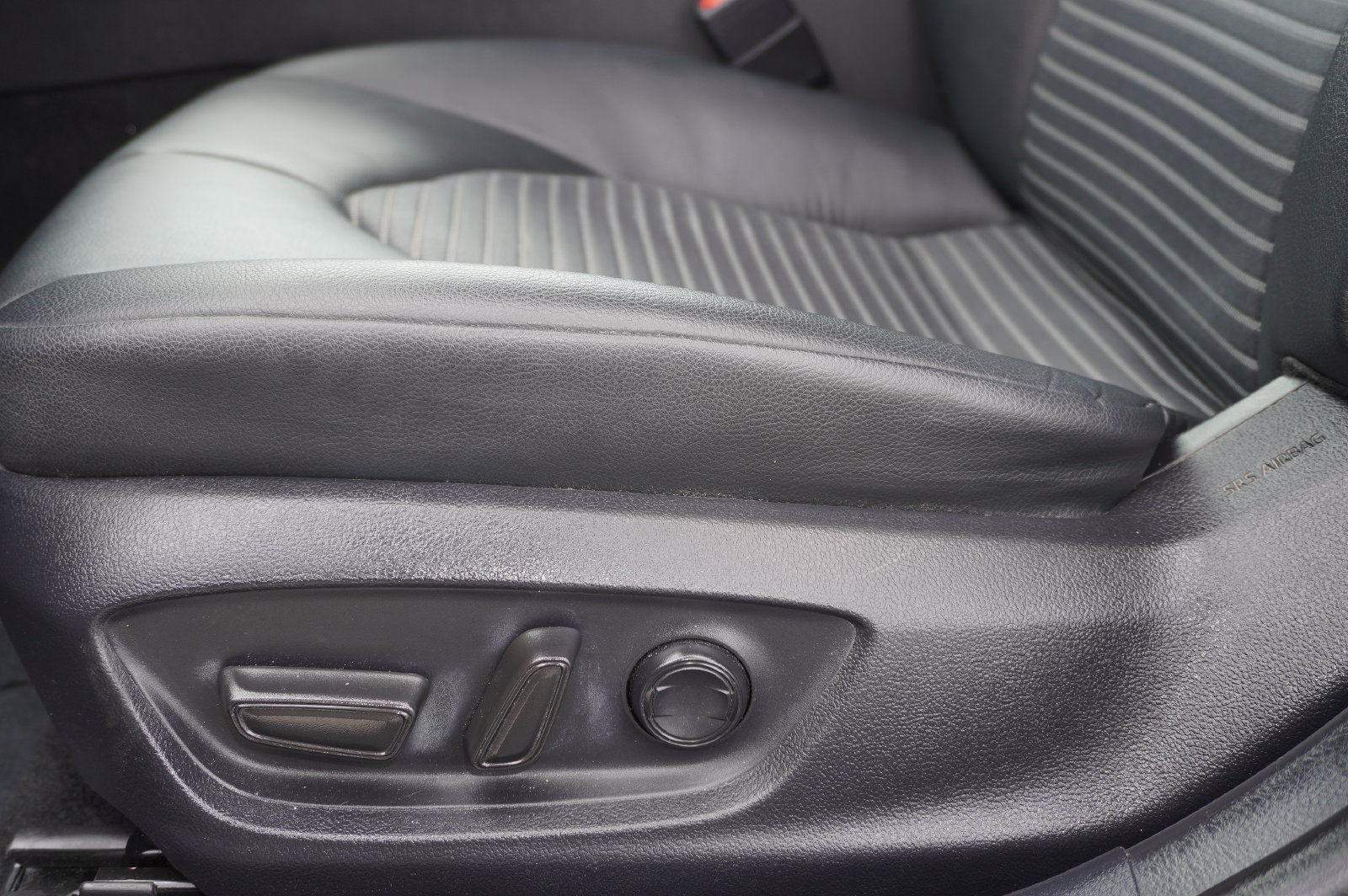 Certified 2024 Toyota Camry SE FWD image 11