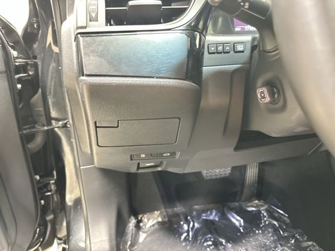 Certified 2023 Lexus ES 350 w/ Premium Package image 37