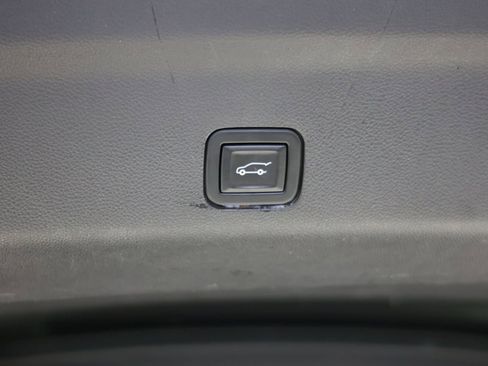 Used 2021 GMC Yukon Denali w/ Denali Premium Package AWD/4WD image 50