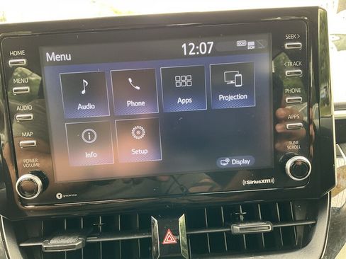 Used 2021 Toyota Corolla LE FWD image 20