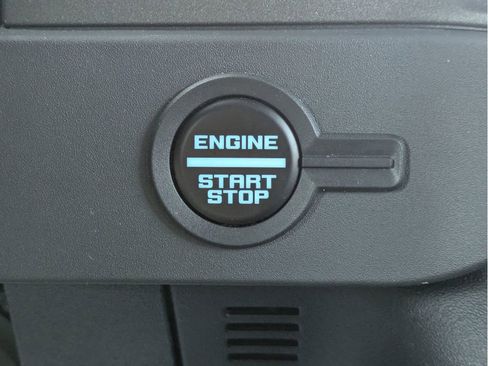 Certified 2025 Ford Bronco Badlands AWD/4WD image 14