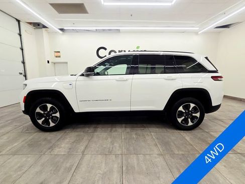 Used 2024 Jeep Grand Cherokee Limited 4xe AWD/4WD image 2