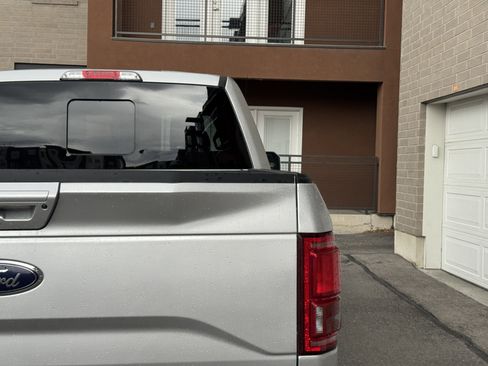 Used 2017 Ford F150 Lariat w/ Equipment Group 502A Luxury image 6