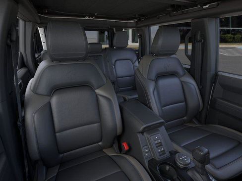 New 2026 Ford Bronco Outer Banks AWD/4WD image 10