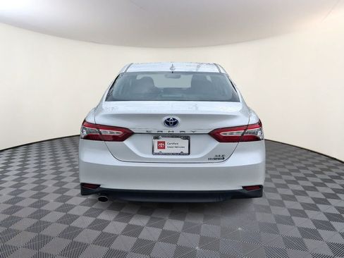 Certified 2020 Toyota Camry XLE w/ Sunroof Package FWD image 7