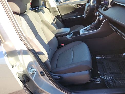 Certified 2025 Toyota RAV4 XLE image 31