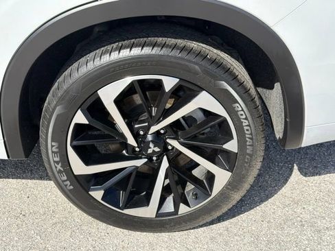 Used 2024 Mitsubishi Outlander SEL FWD image 28