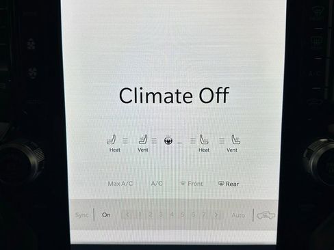 Used 2024 RAM 2500 Laramie image 29