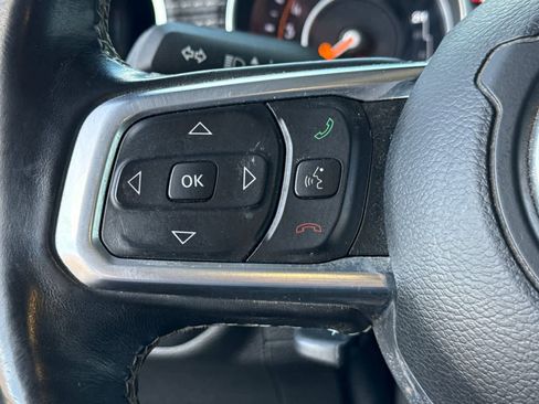 Used 2020 Jeep Gladiator Overland image 26