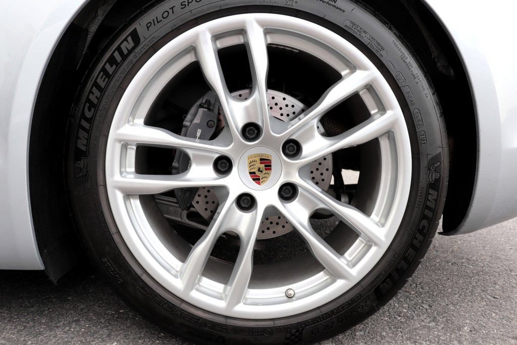 Used 2015 Porsche Boxster w/ Sport Chrono Package RWD image 91