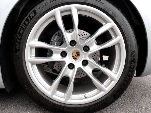 Used 2015 Porsche Boxster w/ Sport Chrono Package RWD image 91