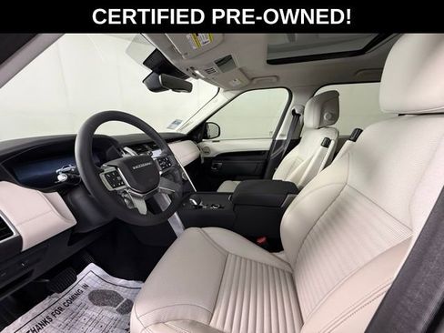 Certified 2025 Land Rover Discovery S AWD/4WD image 12