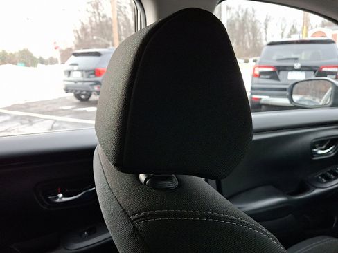 Certified 2023 Honda HR-V LX image 13