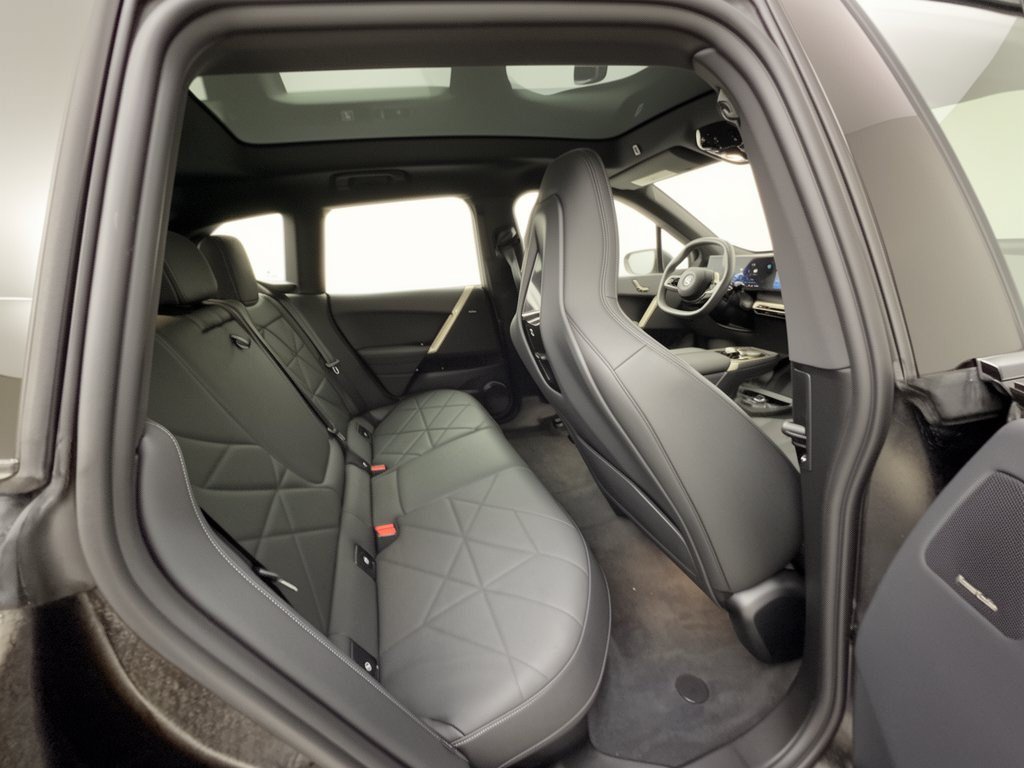 Certified 2024 BMW iX xDrive50 w/ Convenience Package AWD/4WD image 29