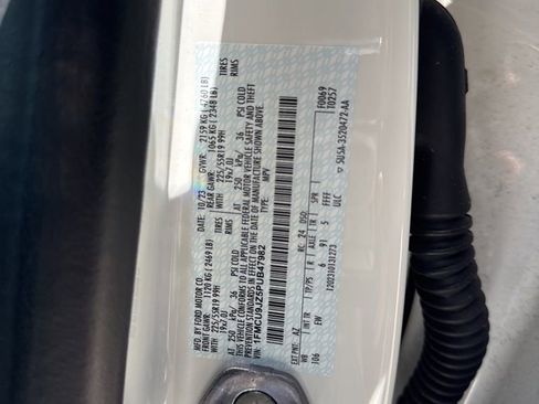Used 2023 Ford Escape Platinum AWD/4WD image 14