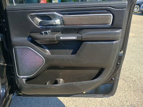 Used 2022 RAM 1500 Laramie AWD/4WD image 16