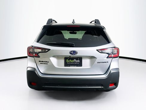Used 2025 Subaru Outback Onyx Edition AWD/4WD image 7