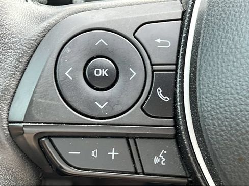 Used 2021 Toyota RAV4 XLE Premium FWD image 24