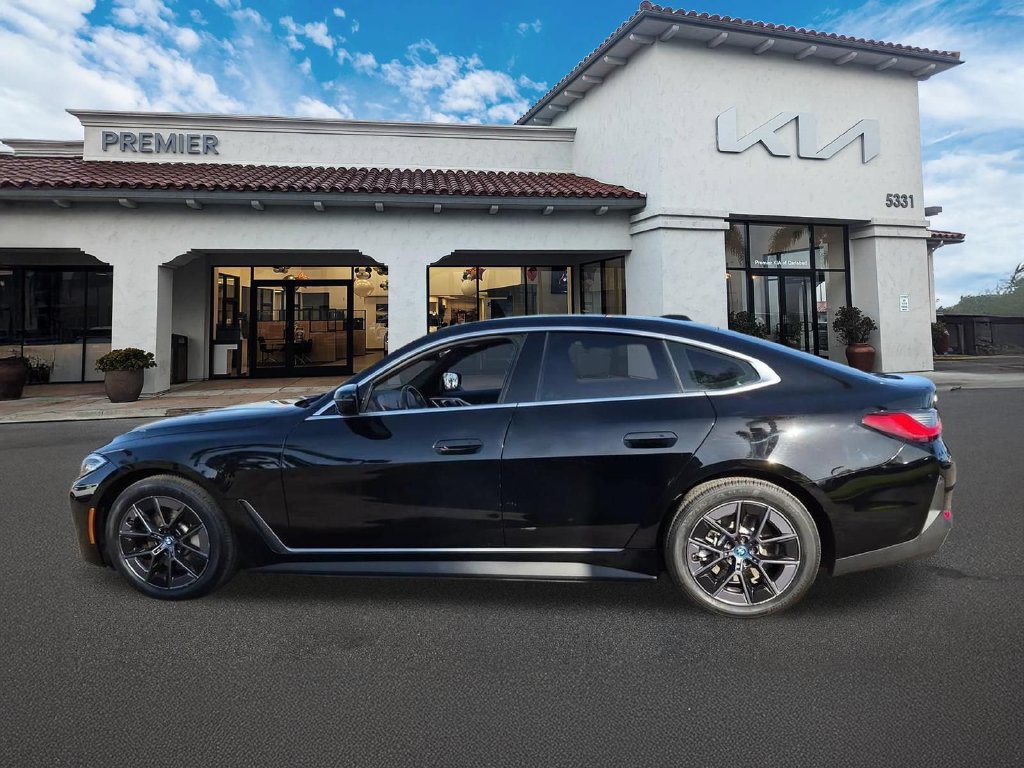 Used 2022 BMW i4 eDrive40 RWD image 5