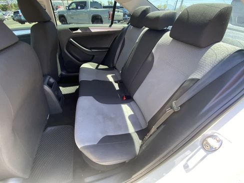 Used 2017 Volkswagen Jetta S FWD image 21