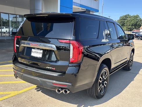 Used 2024 GMC Yukon AT4 w/ AT4 Premium Package AWD/4WD image 3