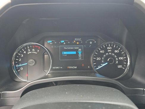 Used 2019 Ford F150 Lariat w/ Equipment Group 502A Luxury AWD/4WD image 3