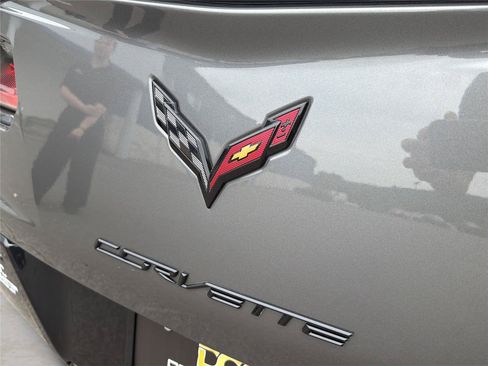 Used 2016 Chevrolet Corvette Z06 w/ 3LZ Preferred Equipment Group RWD image 44