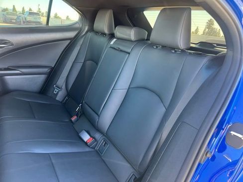 Used 2022 Lexus UX 250h F Sport image 16