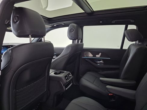 Certified 2023 Mercedes-Benz GLS 450 4MATIC image 22