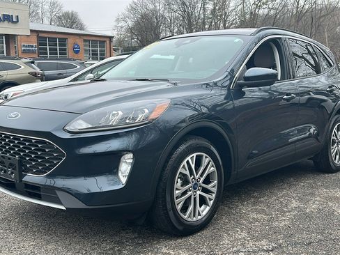 Used 2022 Ford Escape SEL image 3