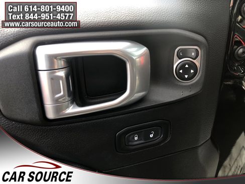 Used 2020 Jeep Wrangler Unlimited Sahara w/ Cold Weather Group image 16