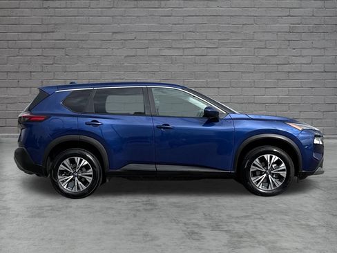 Used 2023 Nissan Rogue SV FWD image 13