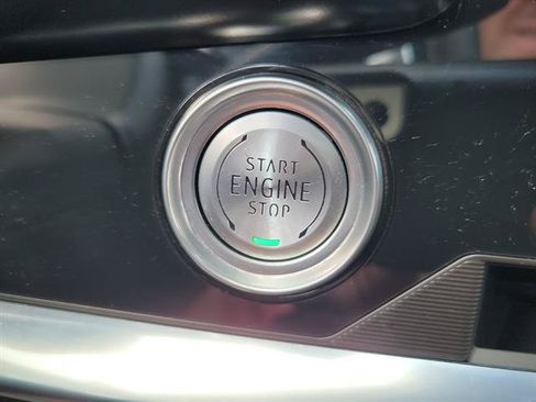 Used 2022 Chevrolet Corvette Stingray Premium Conv w/ Z51 Performance Package RWD image 12