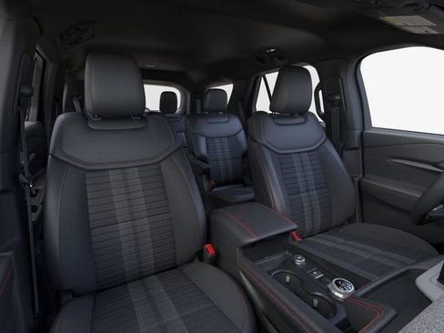 New 2026 Ford Explorer ST-Line w/ ST-Line Street Pack RWD image 11