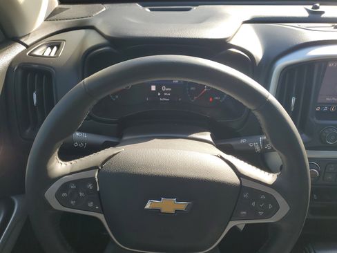 Used 2020 Chevrolet Colorado LT w/ Luxury Package image 23