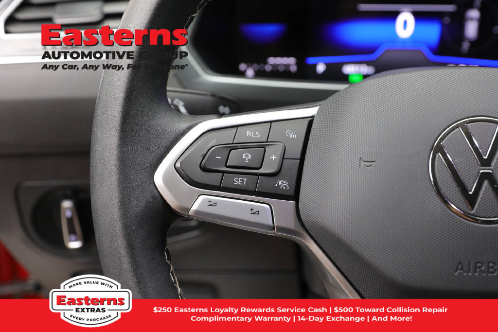Used 2023 Volkswagen Tiguan SE AWD/4WD image 15