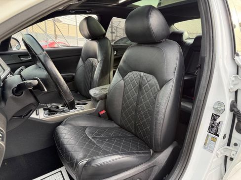 Used 2016 Kia Optima SX image 11