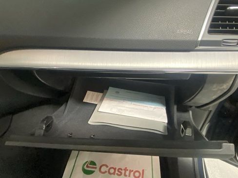 Certified 2025 Volvo XC90 B5 Core image 30