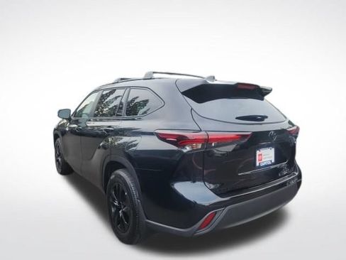 Certified 2025 Toyota Highlander XLE AWD/4WD image 3