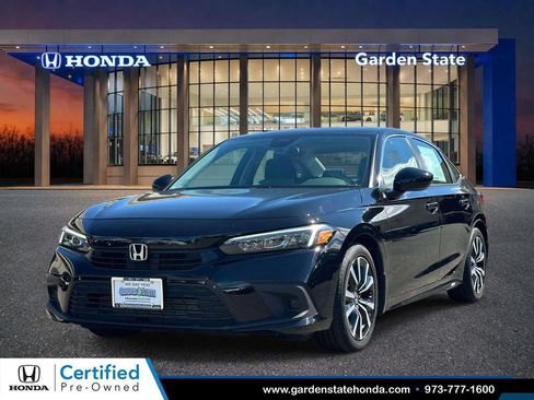 Used 2023 Honda Civic EX image 1