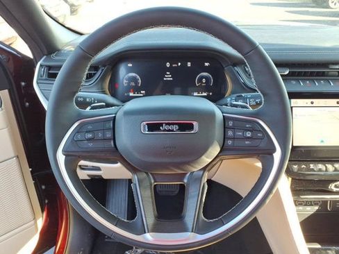 New 2026 Jeep Grand Cherokee L Limited w/ Trailer Tow Package AWD/4WD image 11