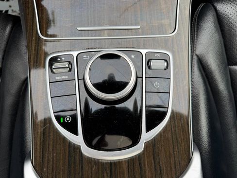 Used 2018 Mercedes-Benz C 300 4MATIC Sedan image 43