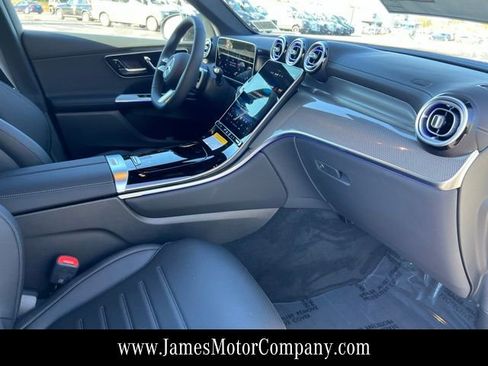 Used 2026 Mercedes-Benz GLC 300 4MATIC image 14