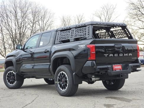 New 2025 Toyota Tacoma TRD Off-Road image 22