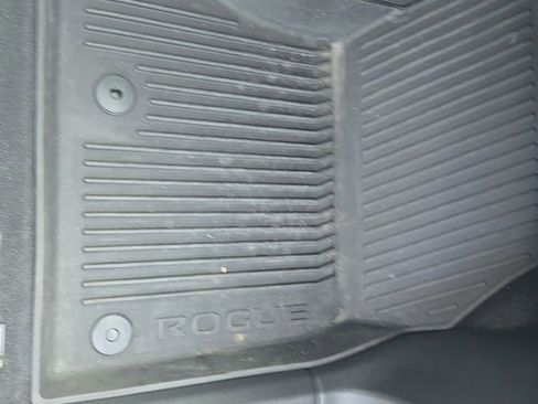 Used 2023 Nissan Rogue SV AWD/4WD image 26