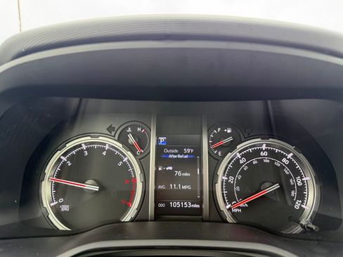 Used 2021 Toyota 4Runner Limited image 12