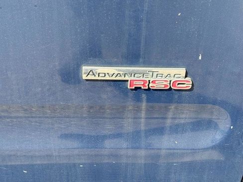 Used 2010 Ford Transit Connect XLT image 17