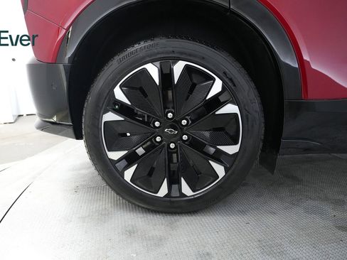 Used 2025 Chevrolet Blazer EV RS w/ Super Cruise Package AWD/4WD image 22
