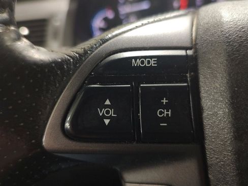 Used 2012 Honda Odyssey Touring Elite image 15